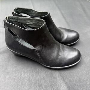 Dansko Bonita Women's 7.5 EU 38 Black Ankle Boot Classic